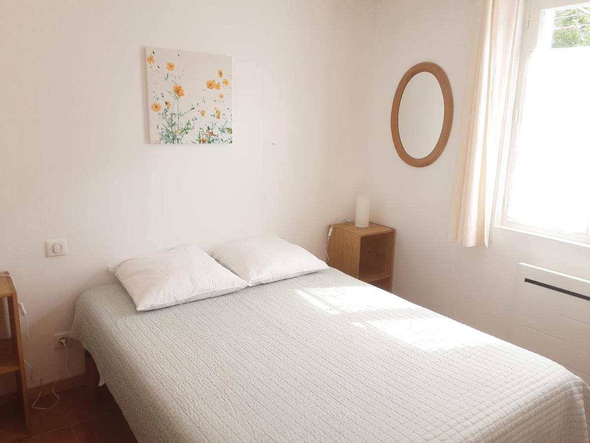 Le Chemin De Bruniele Apartment Aubres Exterior photo